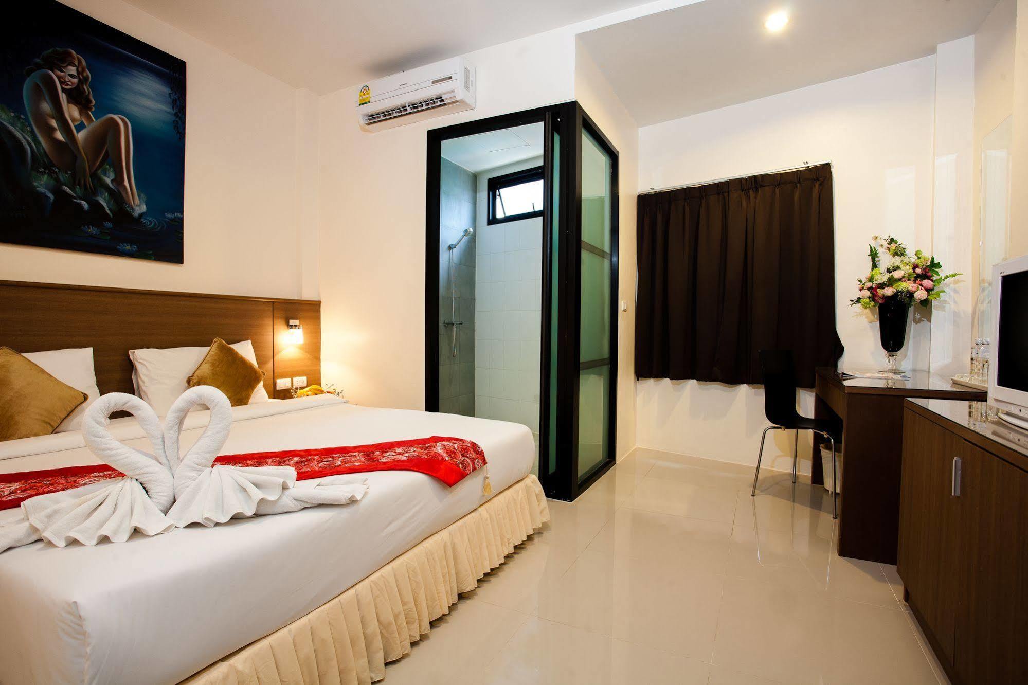 The Wave Hotel Patong Sha Phuket Exteriér fotografie